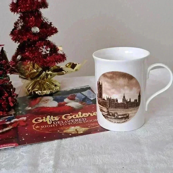 MUG Cup FINE BONE CHINA GIFT MATCH HOUSES OF PARLIAMENT - Picture 2 of 3